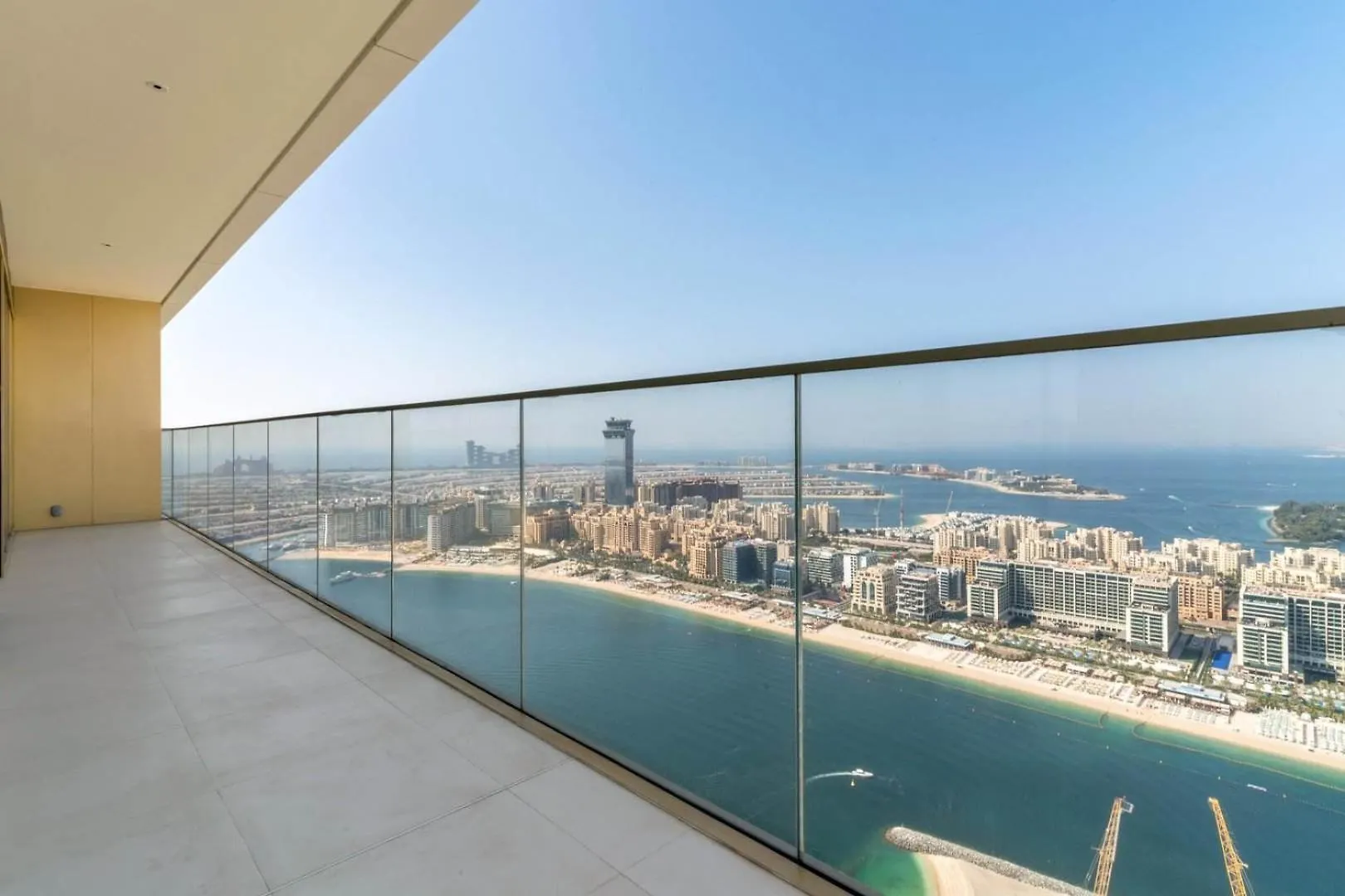Spectacular 3Br Penthouse With Best Views Of Palm Dubai