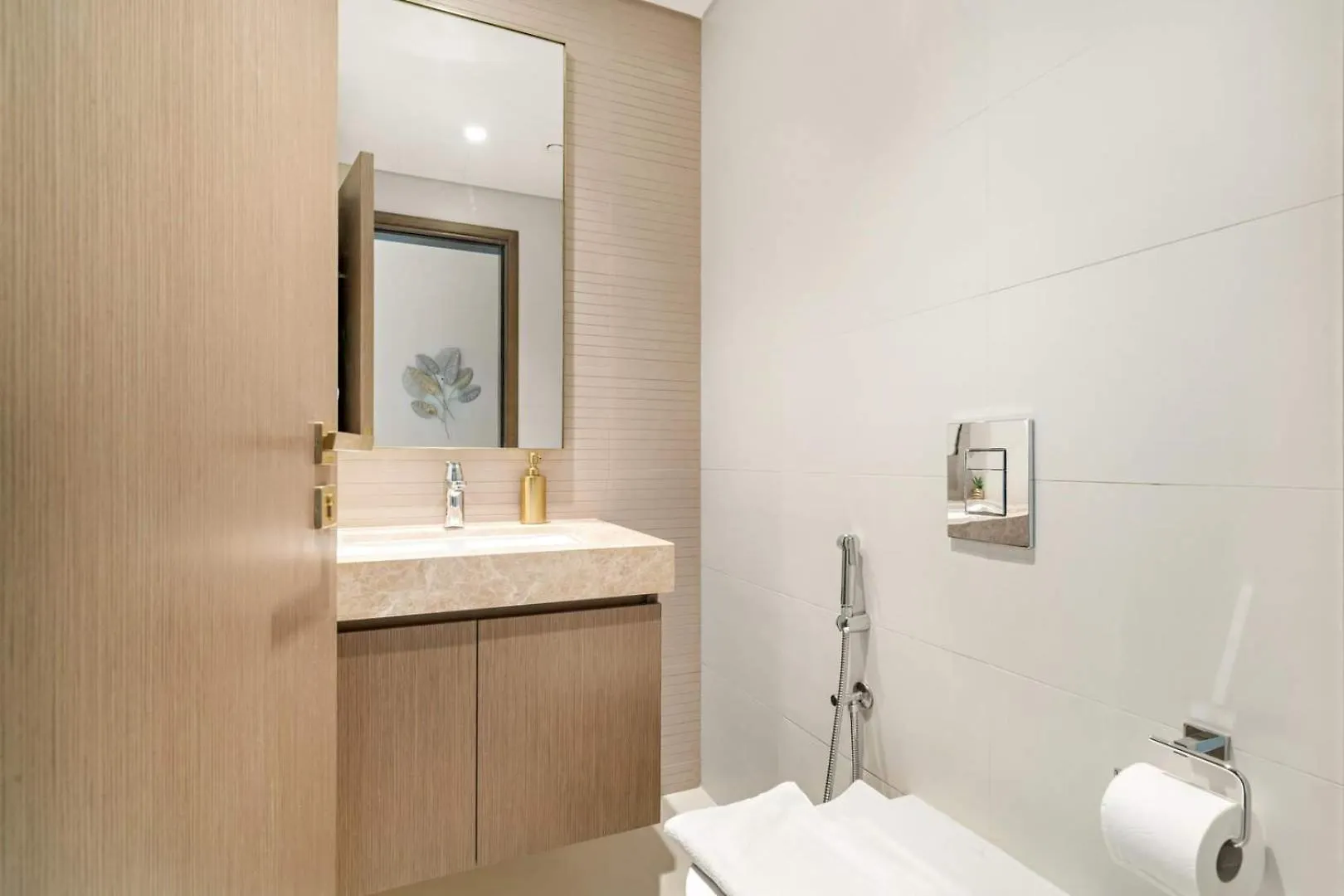 Spectacular 3Br Penthouse With Best Views Of Palm 두바이 아파트